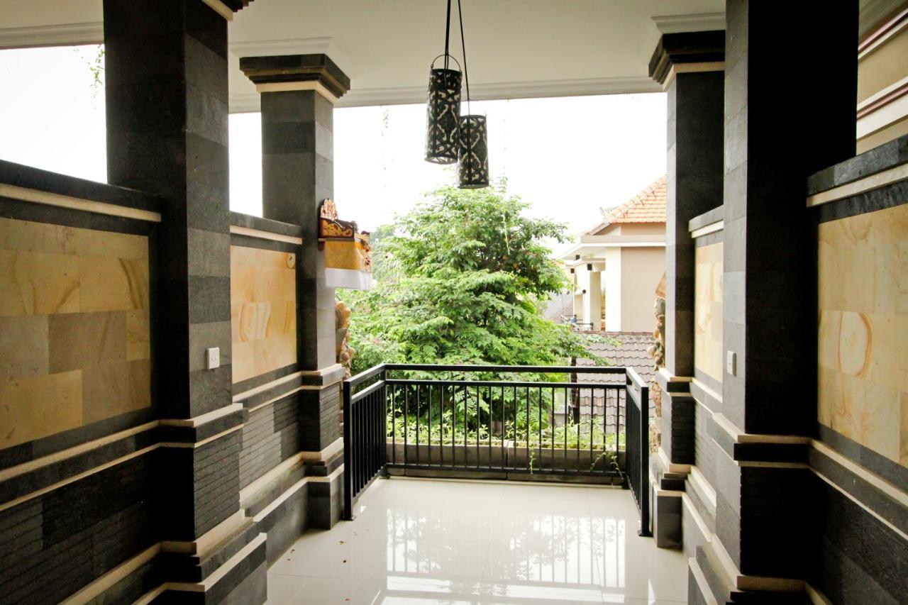อวัน บาหลี เฮาส์ Hotel อูบุด ภายนอก รูปภาพ